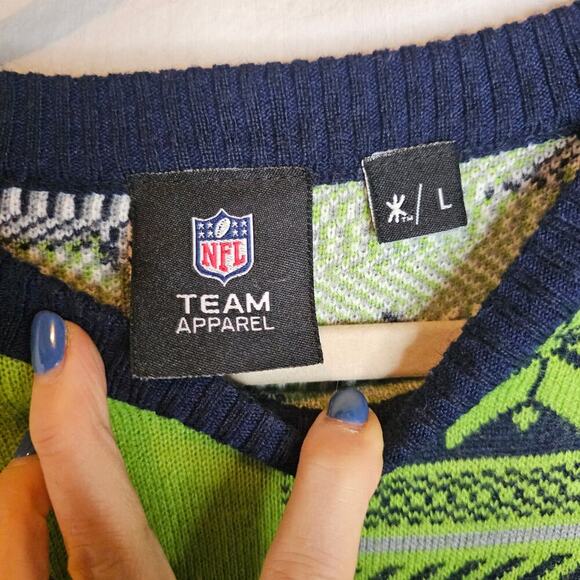 Seahawks SzL Ugly Football sweater. Football Game day. Super Fan. Seattle team - Picture 3 of 15